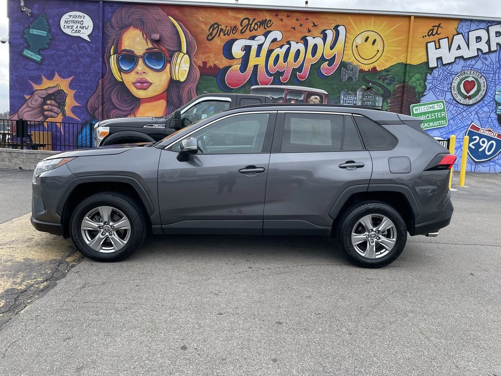 Used 2023 Toyota RAV4 XLE image 2