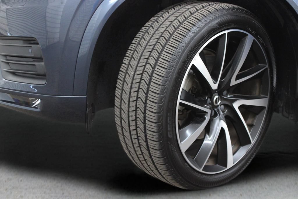 Used 2022 Volvo XC90 T6 Momentum w/ Advanced Package AWD/4WD image 49