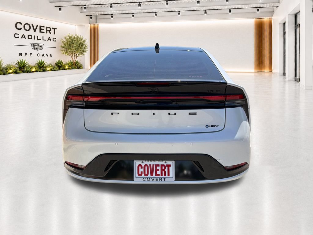Used 2025 Toyota Prius FWD image 9