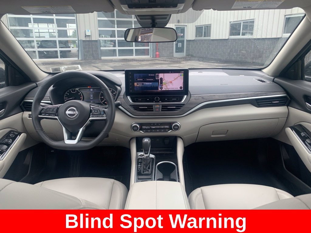 Used 2024 Nissan Altima 2.5 SL AWD/4WD image 9