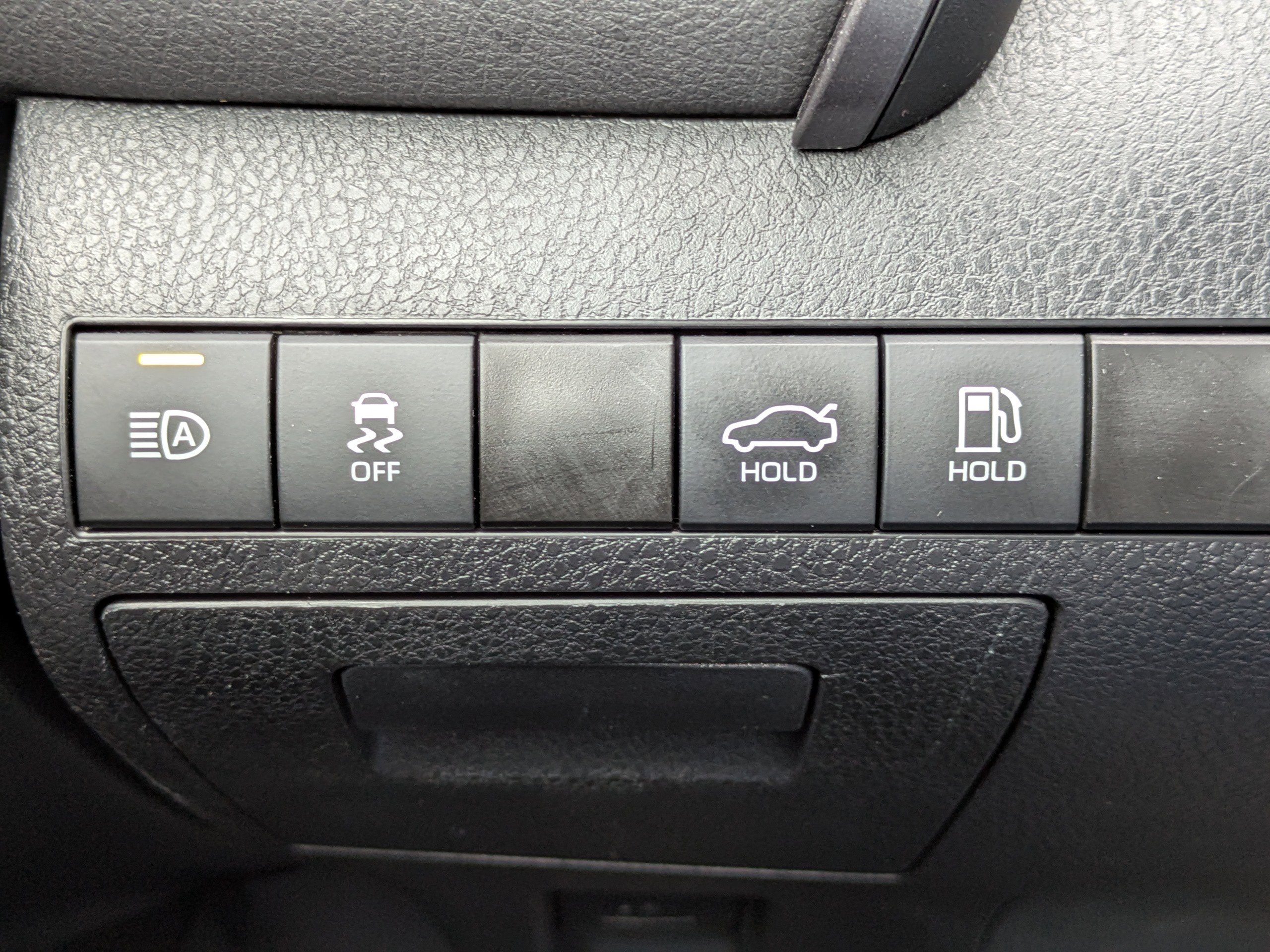 Used 2023 Toyota Camry SE image 29