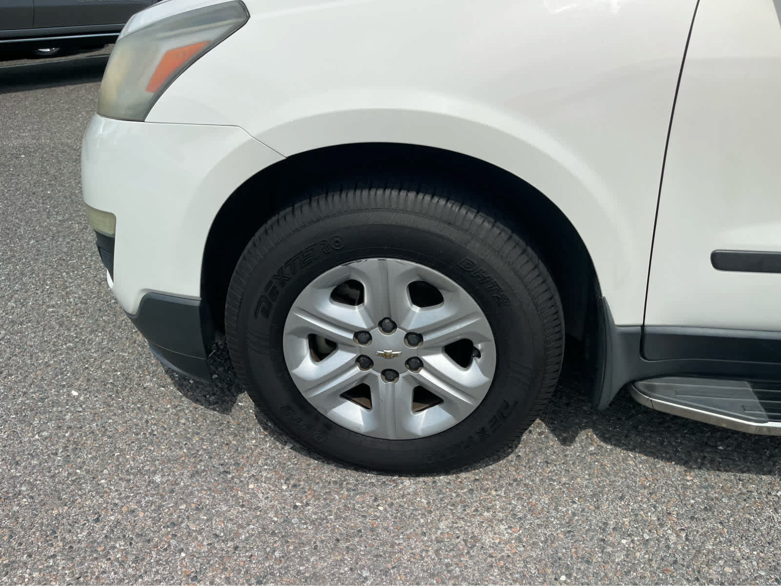 Used 2014 Chevrolet Traverse LS FWD image 9