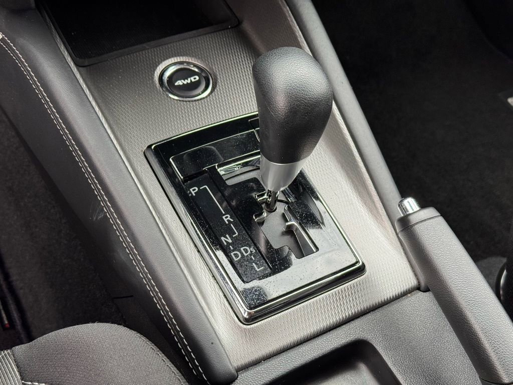 Used 2025 Mitsubishi Outlander Sport ES AWD/4WD image 32