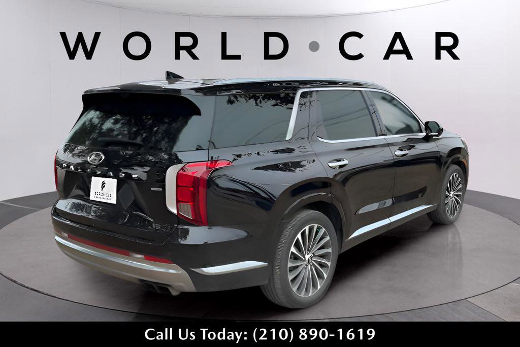 Used 2023 Hyundai Palisade Calligraphy image 13