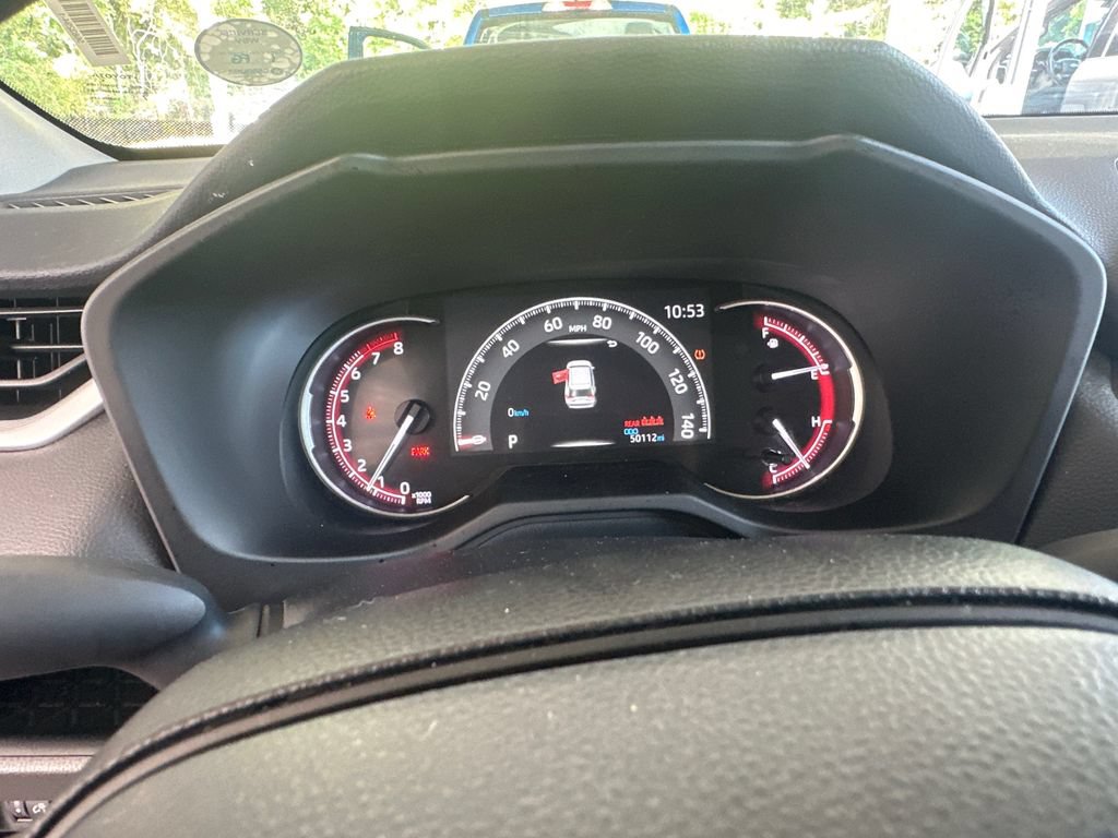 Used 2025 Toyota RAV4 LE FWD image 14