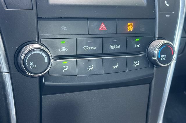 Certified 2017 Toyota Camry SE FWD image 24
