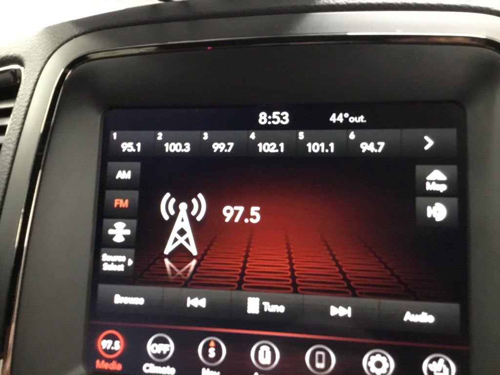Used 2020 Dodge Durango R/T w/ Blacktop Package AWD/4WD image 33
