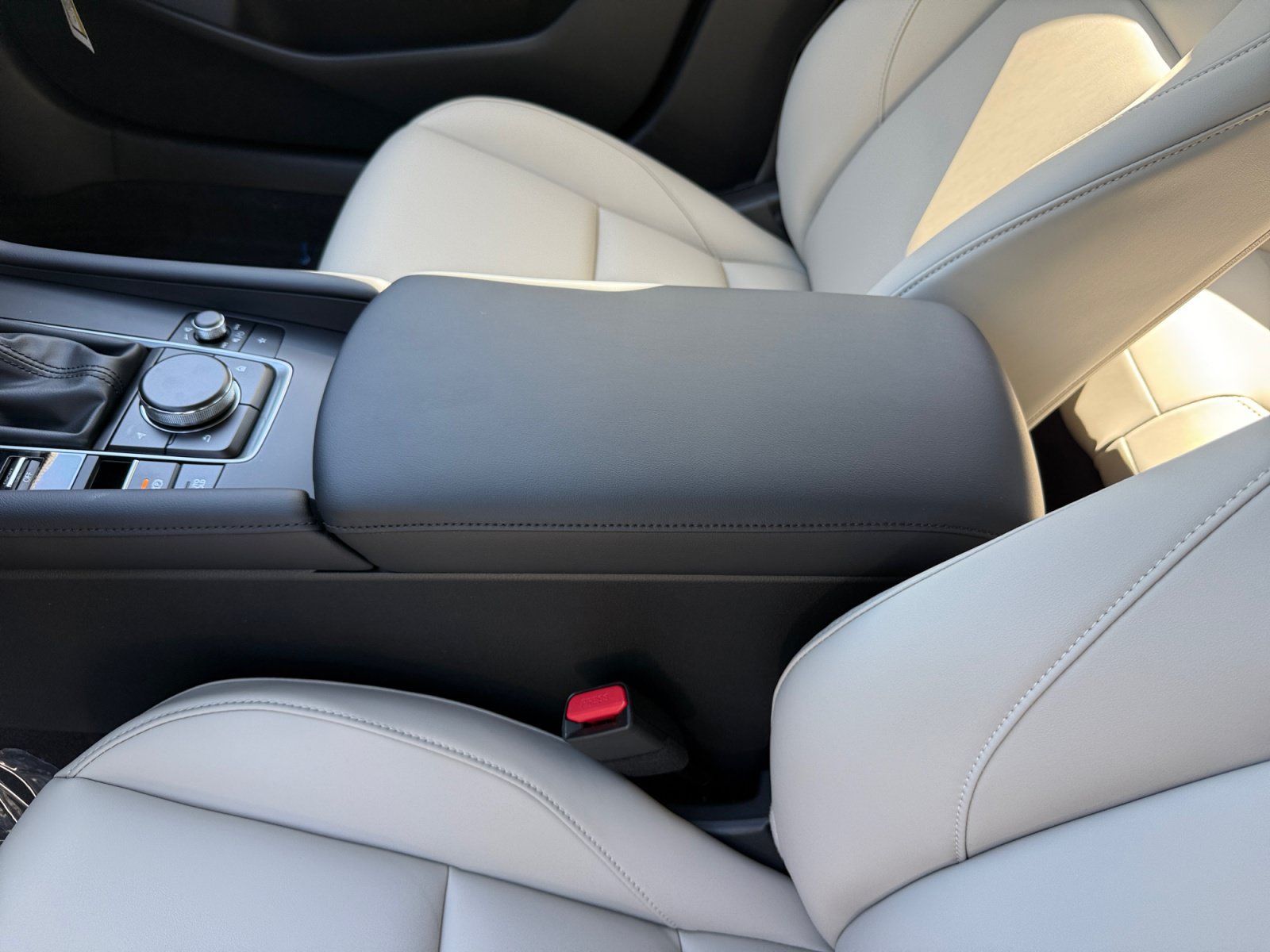 New 2026 MAZDA MAZDA3 2.5 S Sedan w/ Preferred Pkg FWD image 14