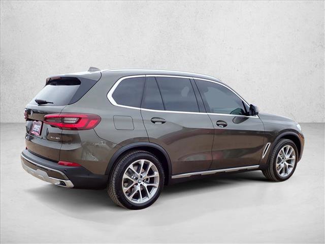 Used 2023 BMW X5 xDrive40i w/ Premium Package video 4
