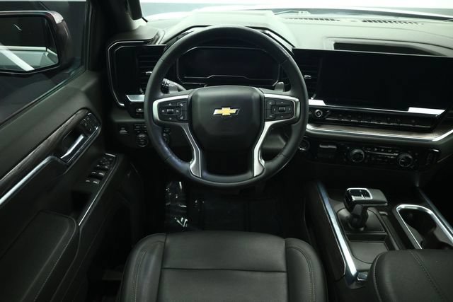 Used 2023 Chevrolet Silverado 1500 LTZ w/ Technology Package AWD/4WD image 33