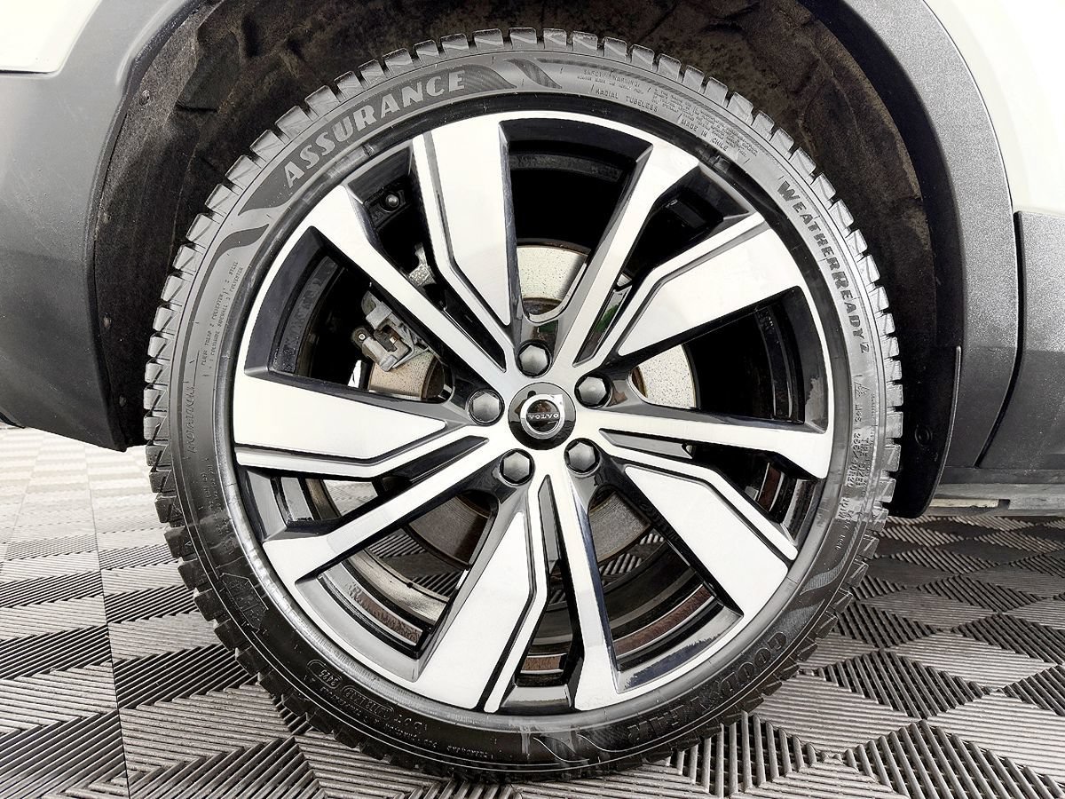 Used 2021 Volvo XC40 P8 Recharge w/ Advanced Package AWD/4WD image 24
