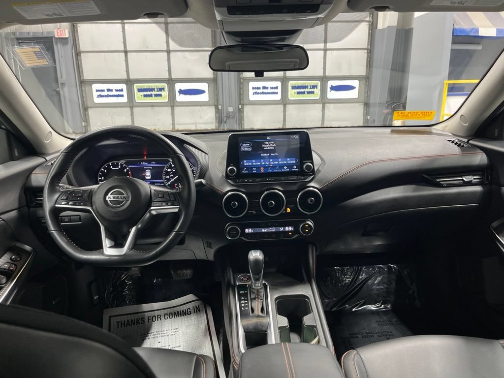 Used 2023 Nissan Sentra SR w/ SR Premium Package FWD image 33