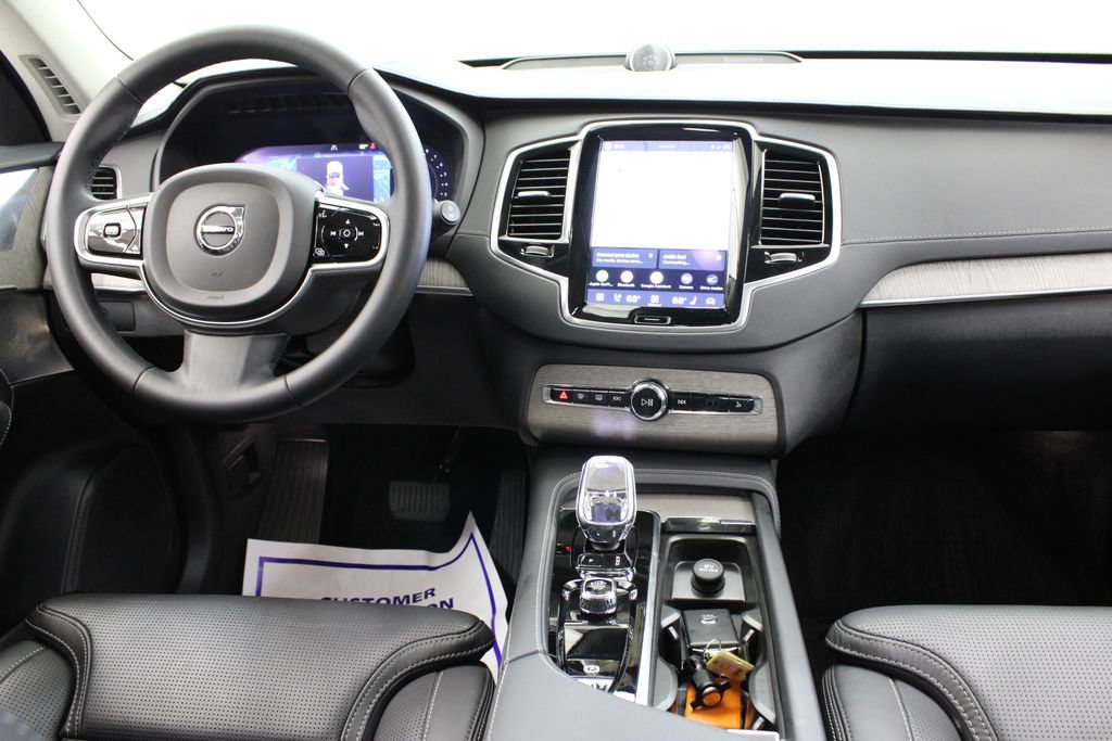 Used 2023 Volvo XC90 B6 Ultimate w/ Lounge Package AWD/4WD image 9