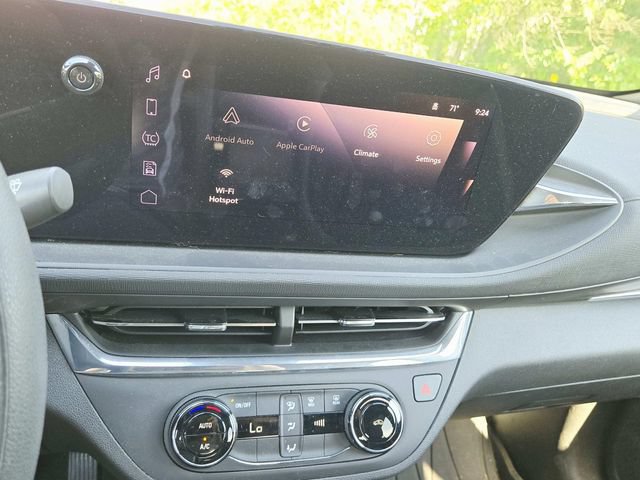 Used 2025 Buick Envista Preferred w/ Convenience II Package FWD image 15
