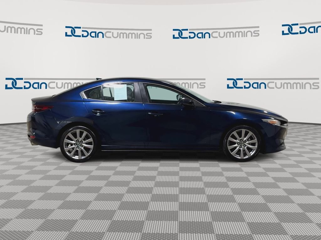 Used 2019 MAZDA MAZDA3 Sedan image 9