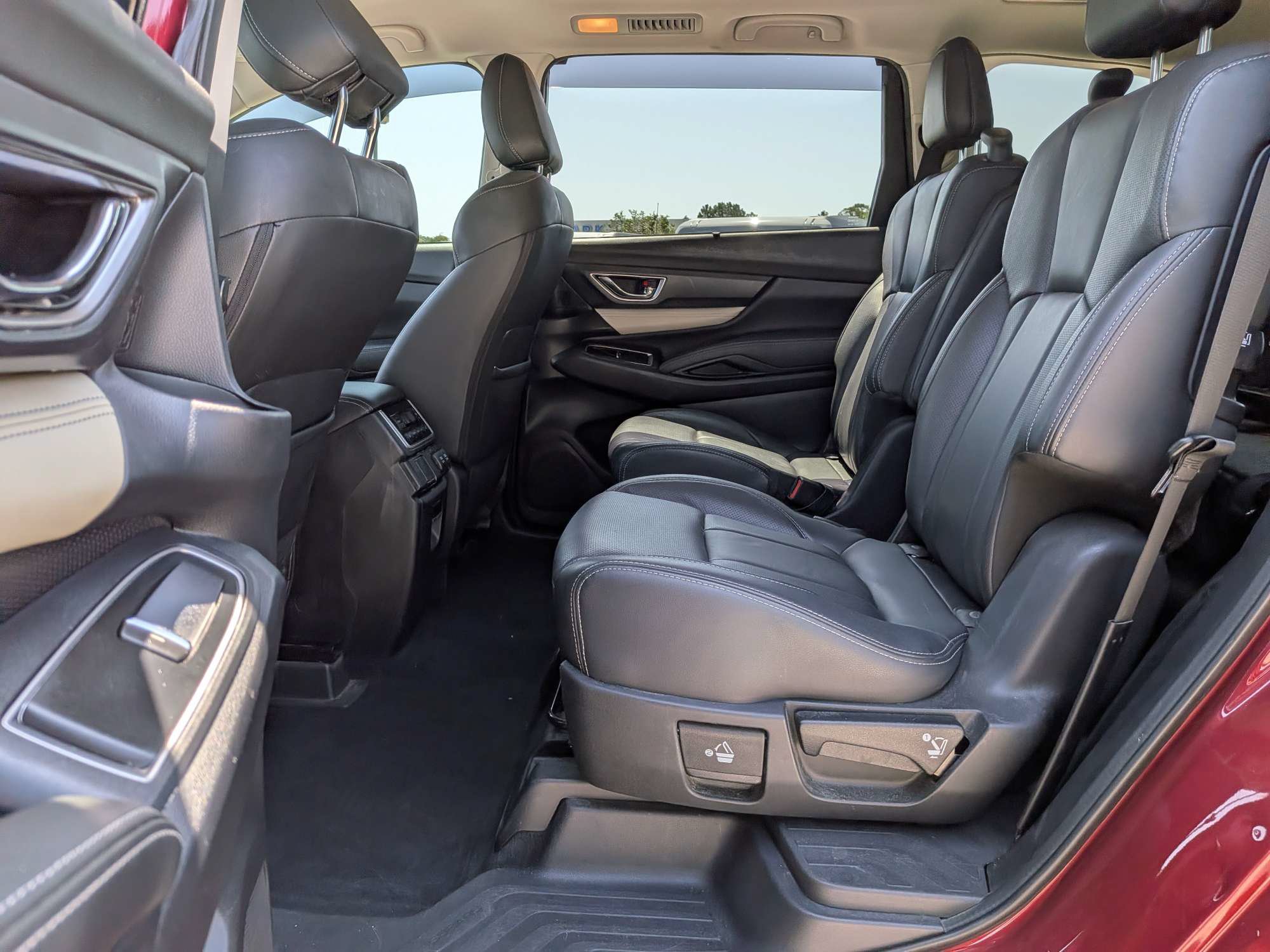 Used 2020 Subaru Ascent Limited w/ Popular Package #2 AWD/4WD image 15