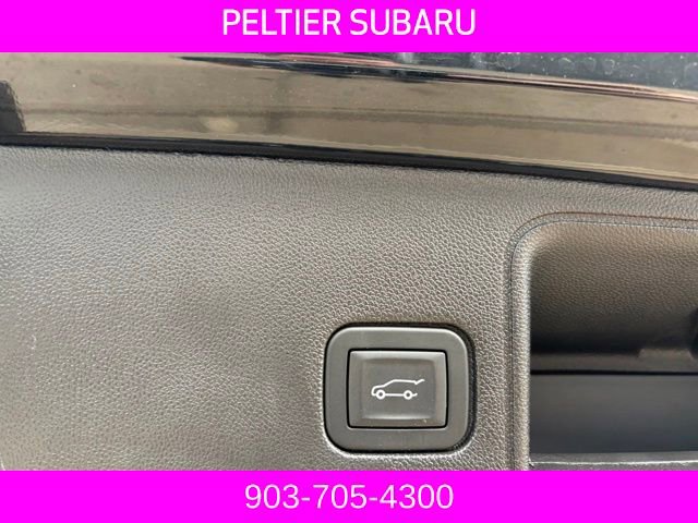 Used 2024 GMC Terrain SLT w/ Infotainment Package II image 18