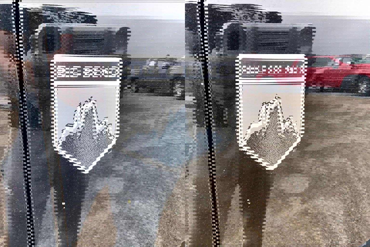 Used 2024 Ford Bronco Big Bend image 8