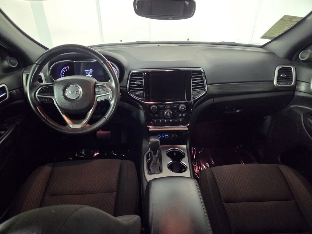 Certified 2022 Jeep Grand Cherokee Laredo E image 28