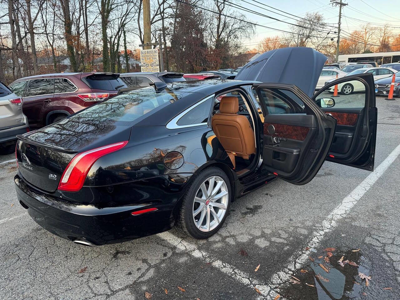 Used 2016 Jaguar XJ R-Sport image 5