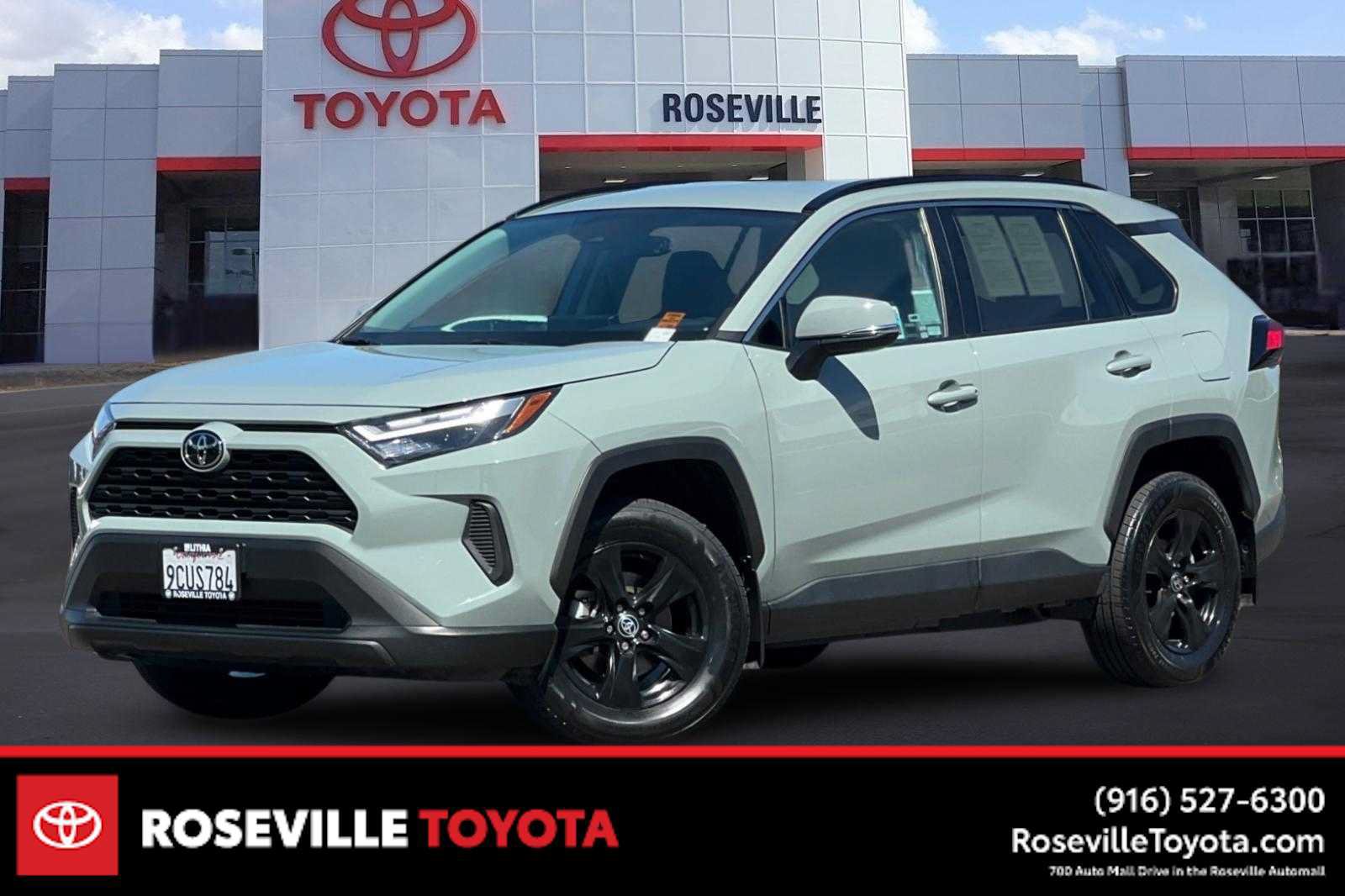 Certified 2022 Toyota RAV4 XLE w/ XLE Grade Weather Package AWD/4WD image 1