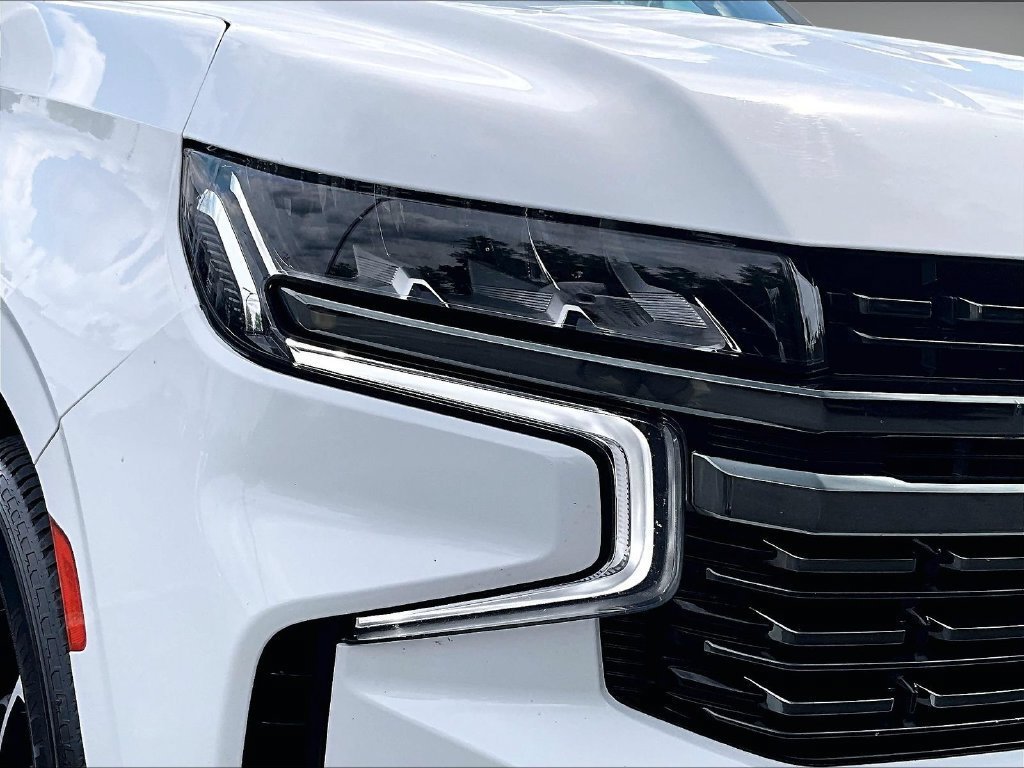 Used 2021 Chevrolet Suburban RST w/ Luxury Package AWD/4WD image 34