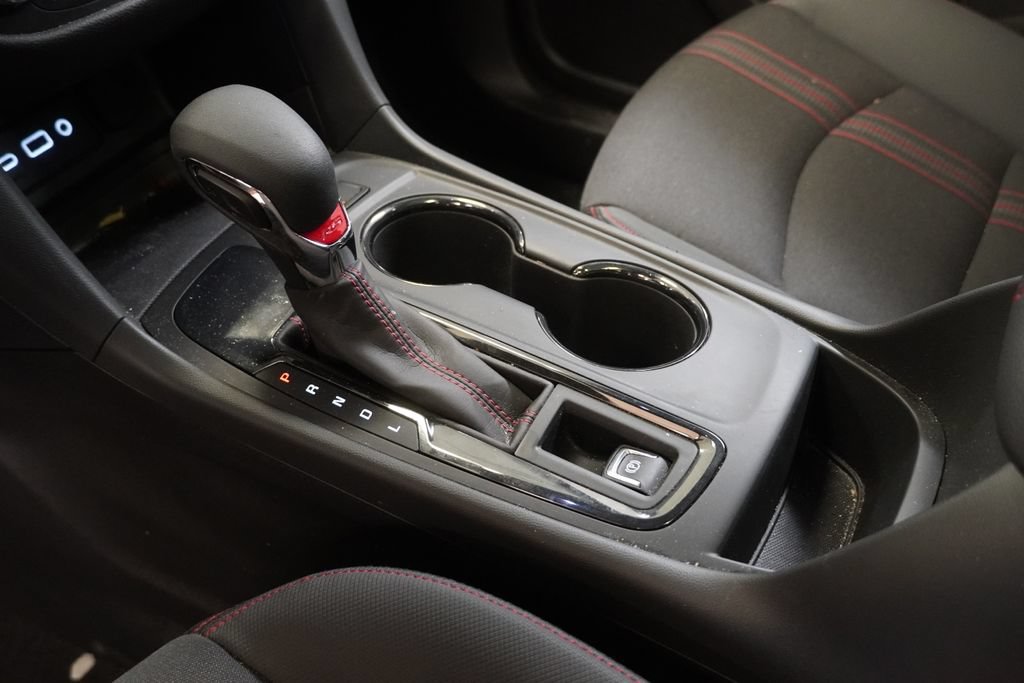 Certified 2023 Chevrolet Equinox RS FWD image 24