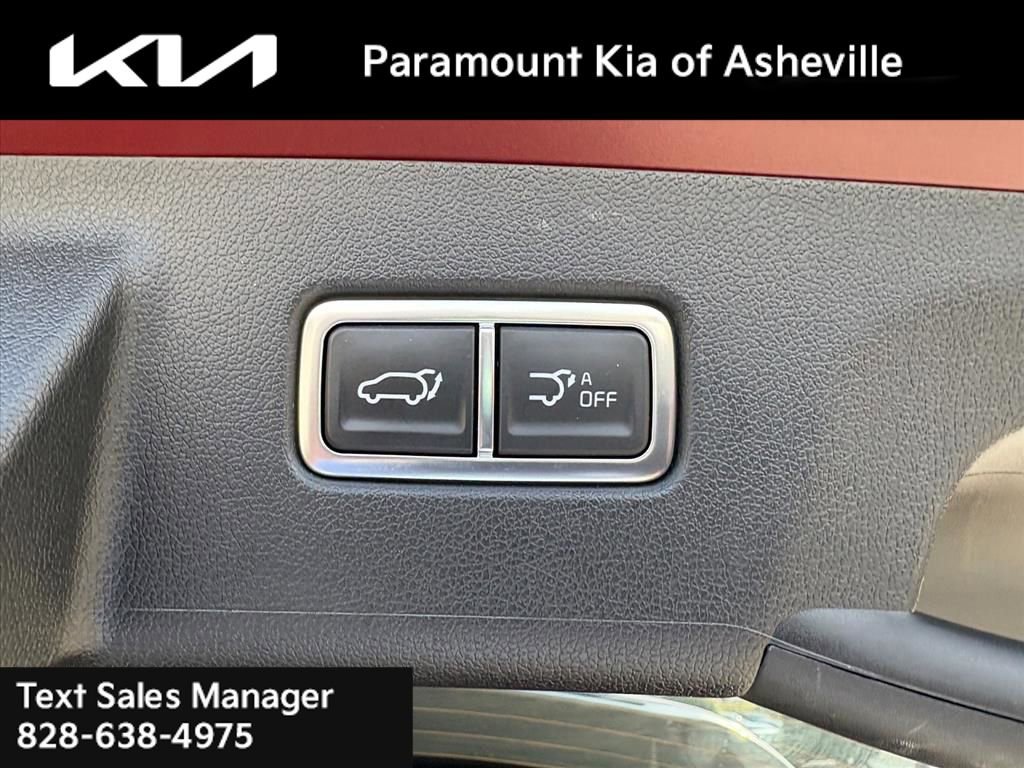 Certified 2025 Kia Sorento SX Prestige w/ Olive Brown Leather Package image 28