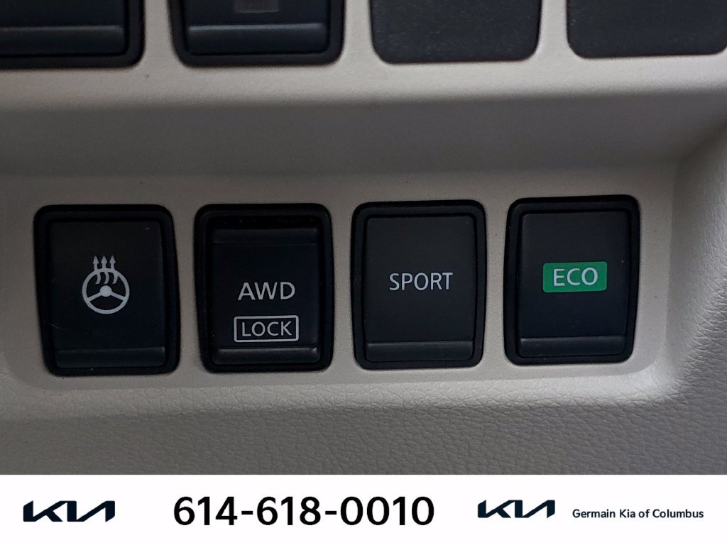 Used 2022 Nissan Rogue Sport SV AWD/4WD image 31