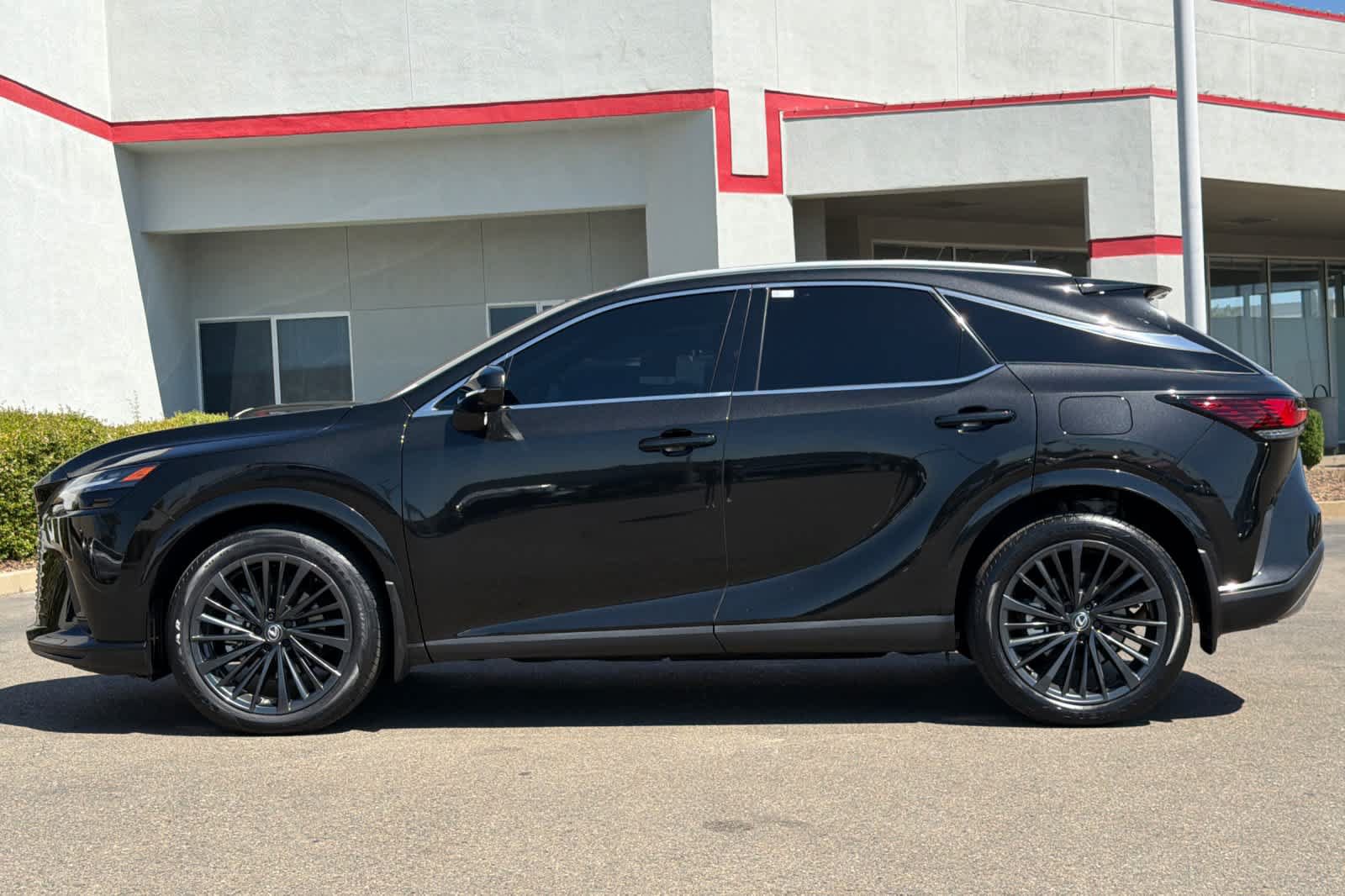 Used 2024 Lexus RX 350h w/ Convenience Package AWD/4WD image 9