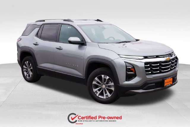 Used 2025 Chevrolet Equinox LT w/ Convenience Package II AWD/4WD image 1