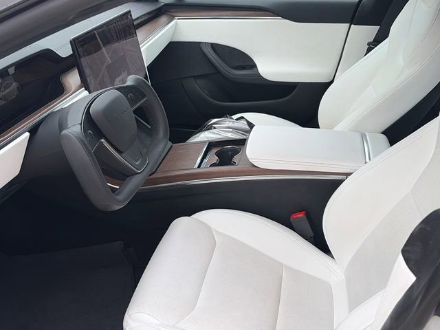 Used 2022 Tesla Model S image 18