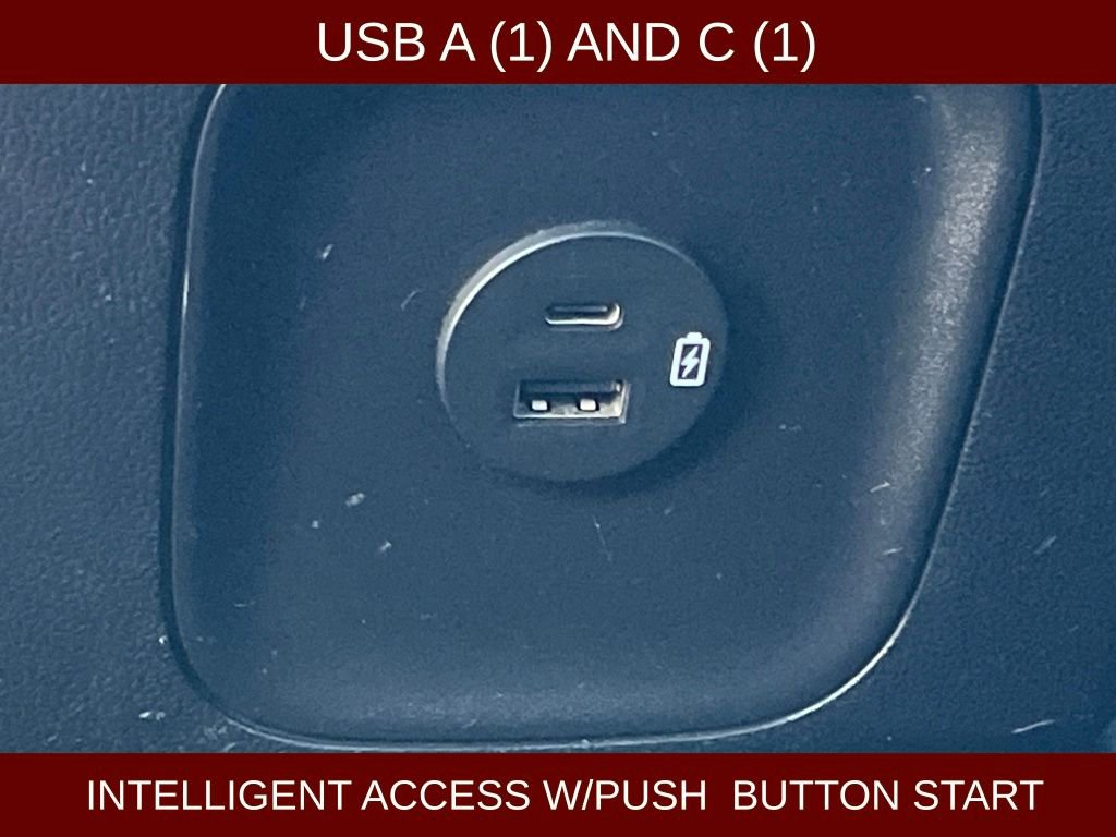 Used 2021 Ford Escape SE image 18