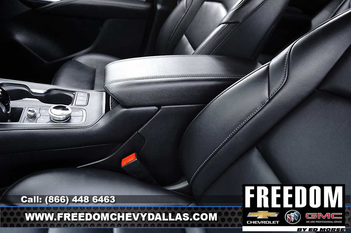 Certified 2025 Cadillac XT4 Premium Luxury image 28