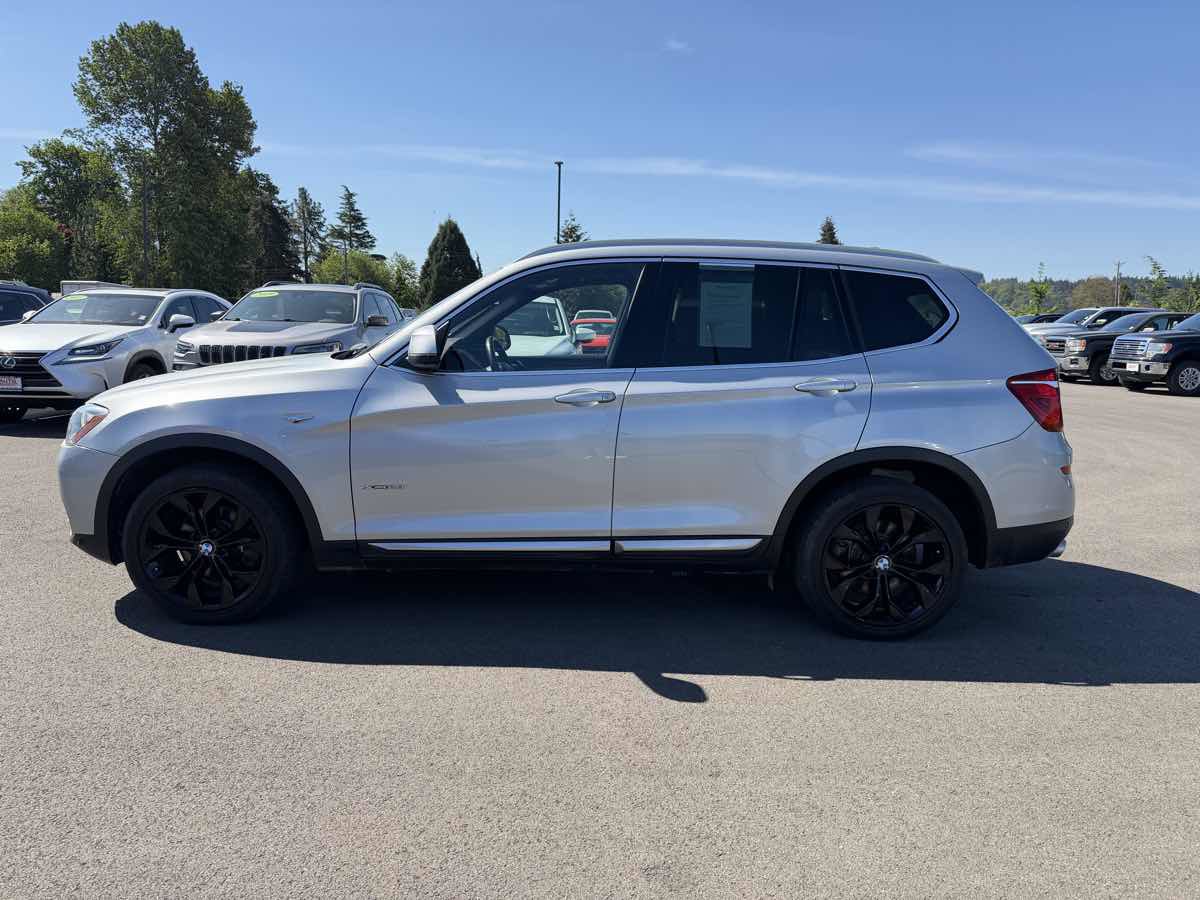 Used 2017 BMW X3 xDrive28i AWD/4WD image 5