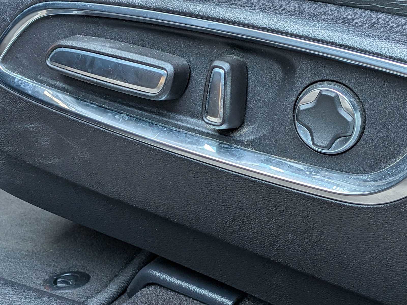 Used 2019 Acura MDX SH-AWD image 16