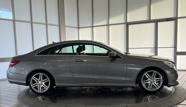 Used 2010 Mercedes-Benz E 550 Coupe image 8