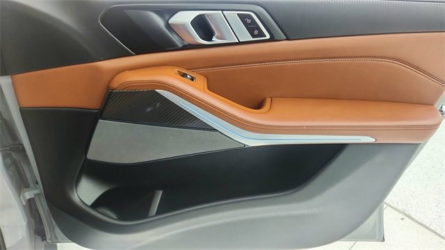 Used 2024 BMW X5 M60i image 24