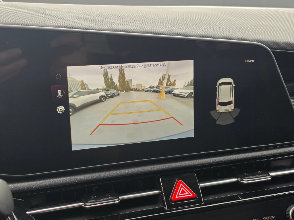 Certified 2025 Kia Niro EX FWD image 30