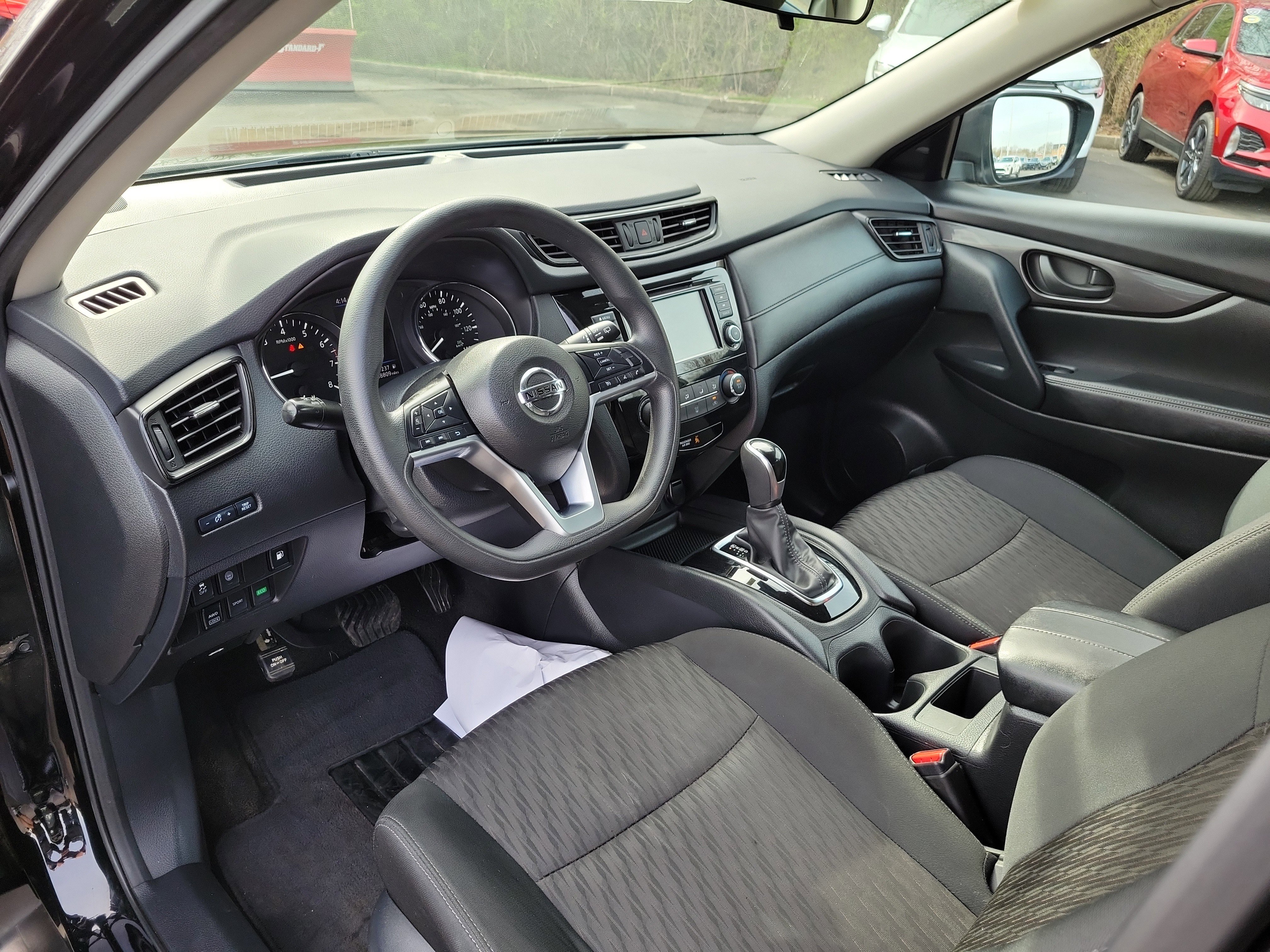 Used 2020 Nissan Rogue S image 18