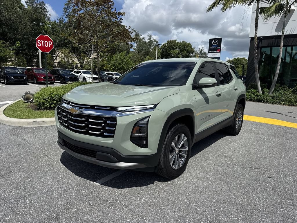 Used 2026 Chevrolet Equinox LT FWD image 9