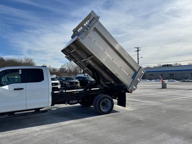 New 2025 Ford F550 4x4 SuperCab Super Duty image 11