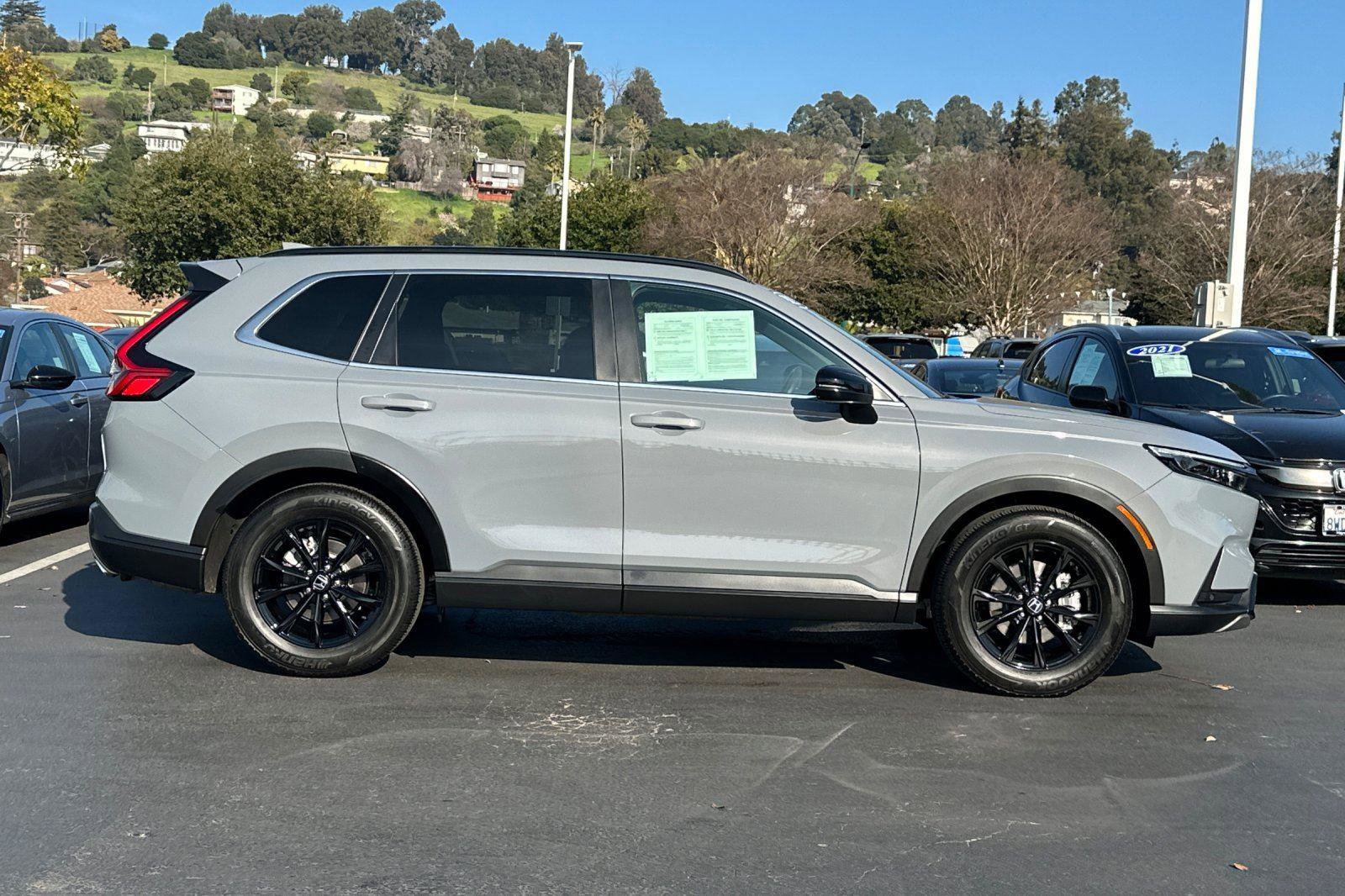 Certified 2025 Honda CR-V Sport-L image 2