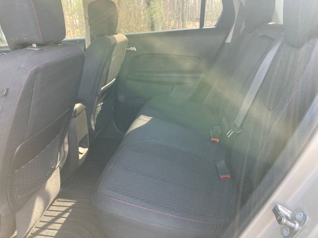 Used 2015 GMC Terrain SLE image 34