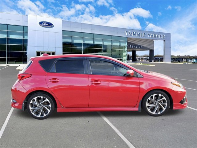 Used 2016 Scion iM image 5