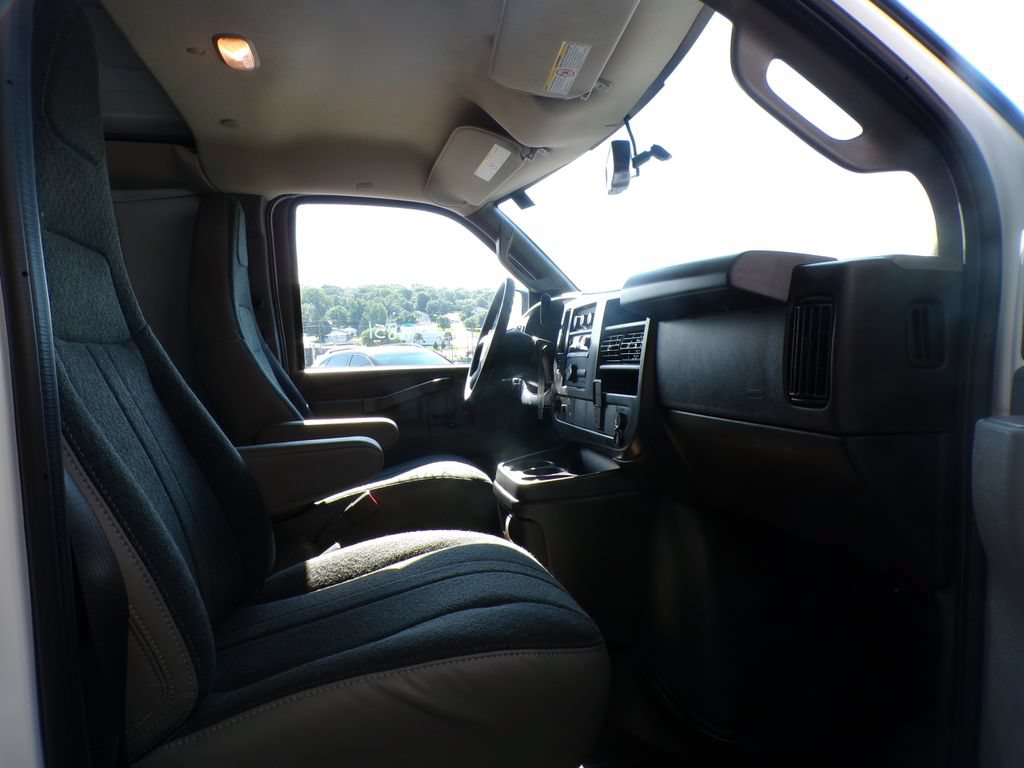 New 2026 Chevrolet Express 2500 Extended w/ Driver Convenience Package RWD image 14