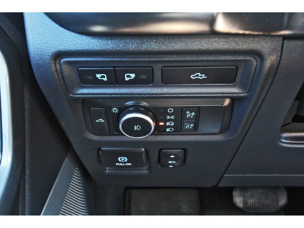 Used 2022 Ford F150 Lariat w/ Equipment Group 502A High image 19