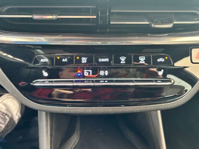 Used 2024 Buick Envista Avenir FWD image 38