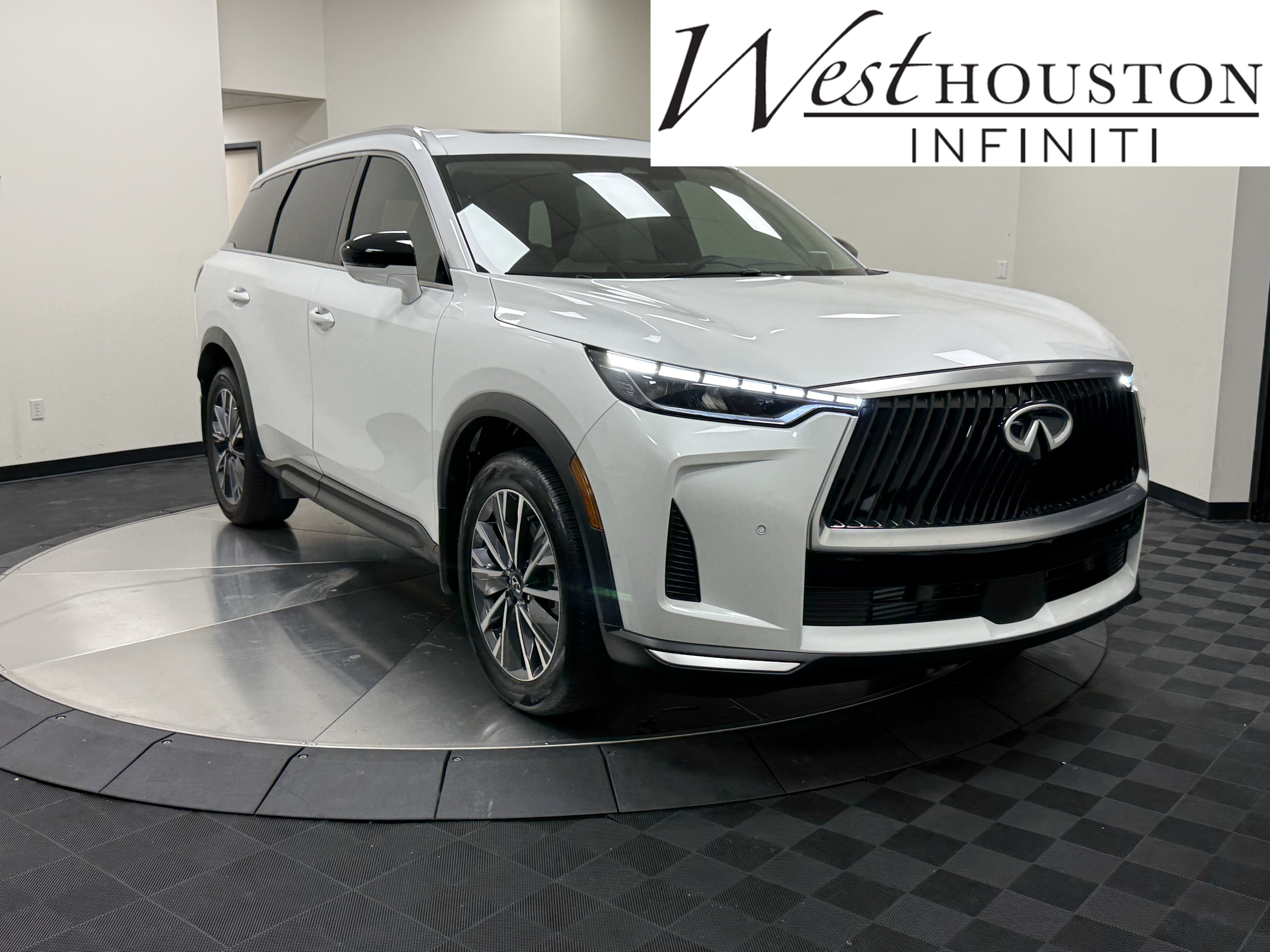 Certified 2027 INFINITI QX60 Luxe w/ Cargo Package FWD image 1