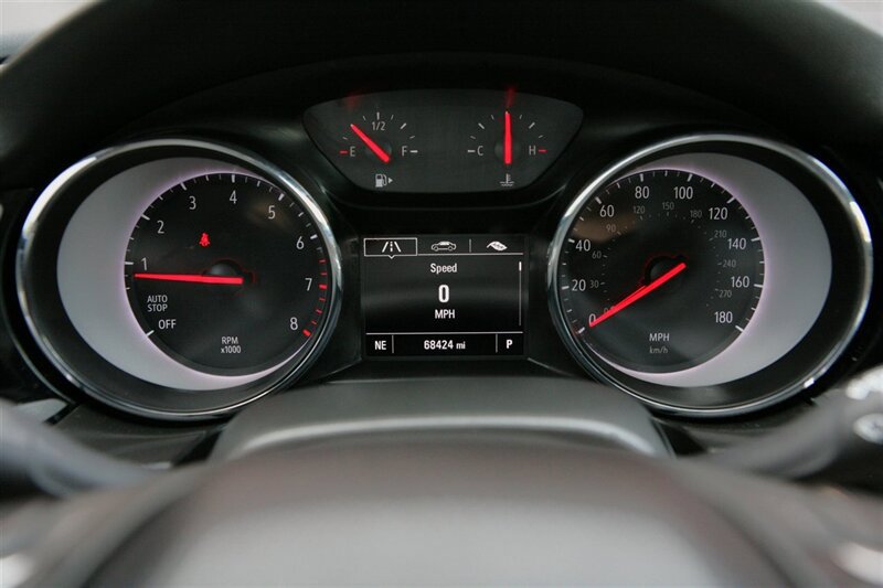 Used 2018 Buick Regal Preferred AWD/4WD image 24